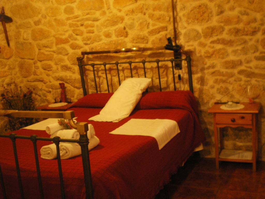 Masia Del Aragones Peñarroya de Tastavins Zimmer foto